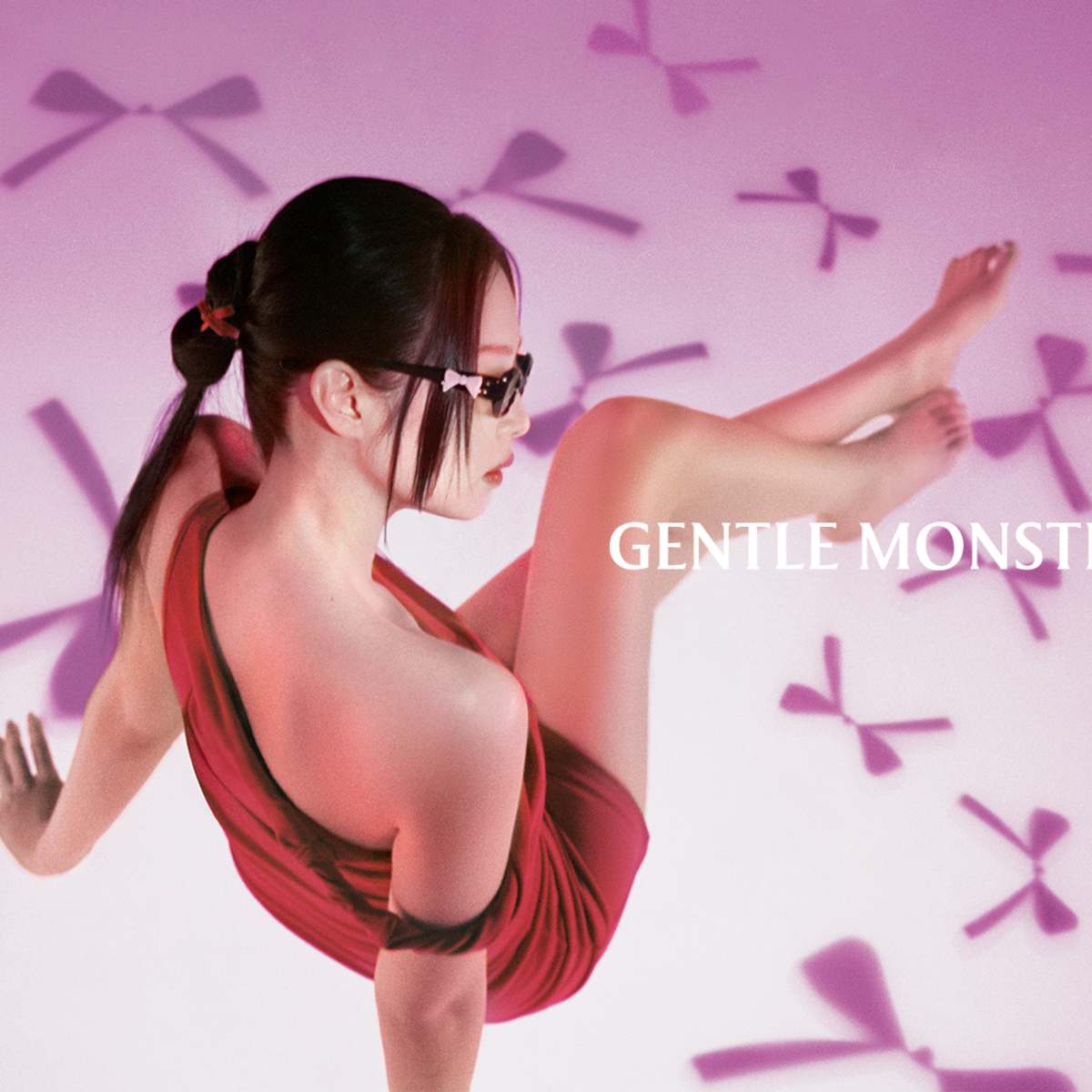 ■■Gentle Monster x Jennie■■Jentle Salon Petite Cooing♪ Gentle Monster x Jennie Jentle Salon Petite Cooing Charm