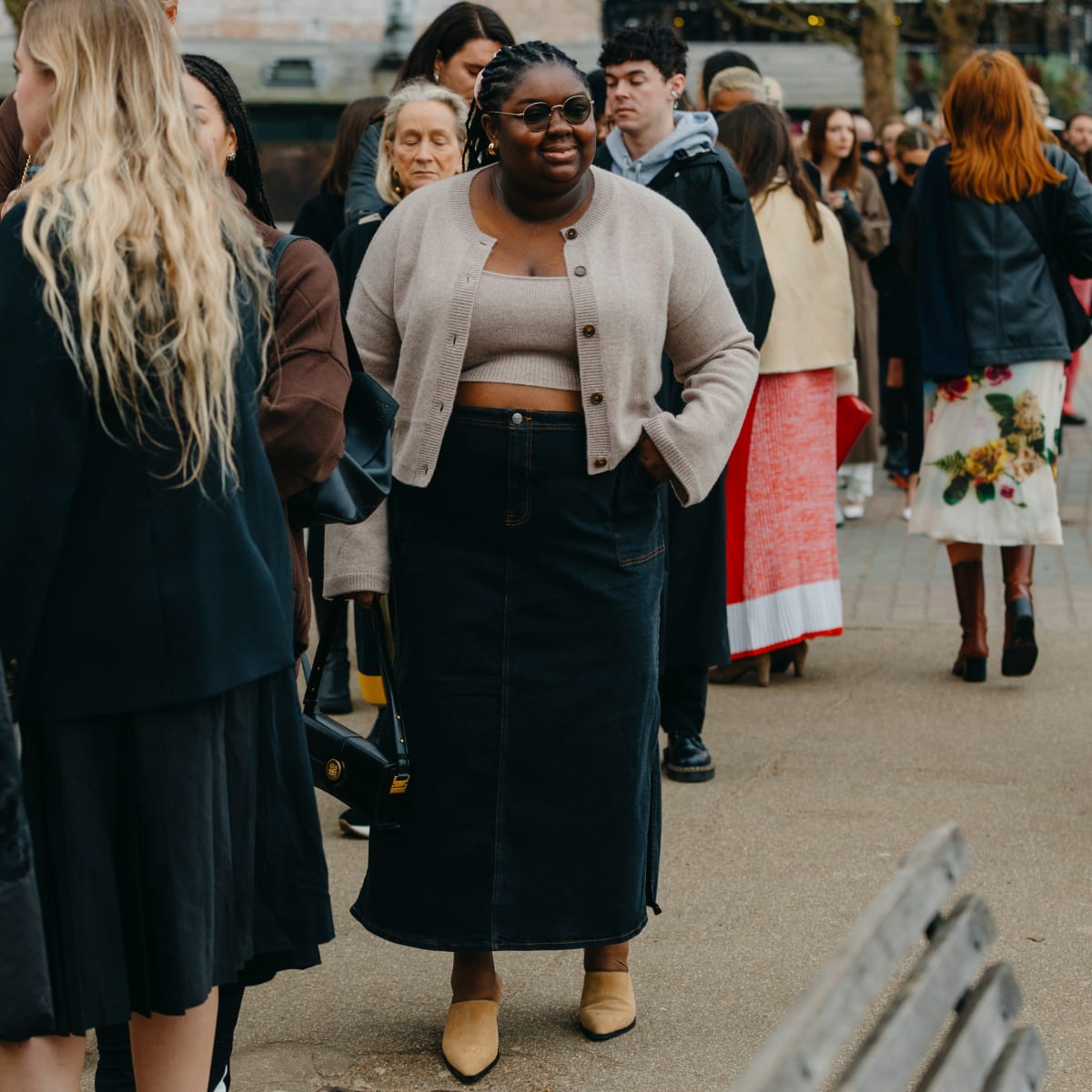 Long skirt dress or coat reaching to the ankles hotsell