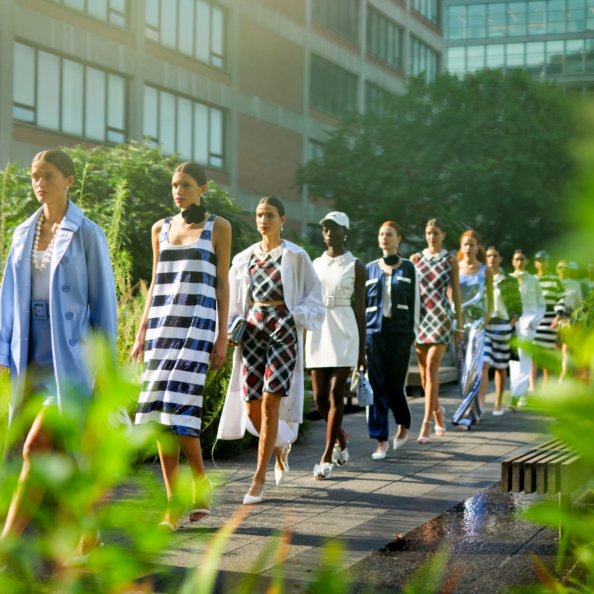 Kate Spade s Latest Collection Was Designed to Remind You of a New York Spring Fashionista