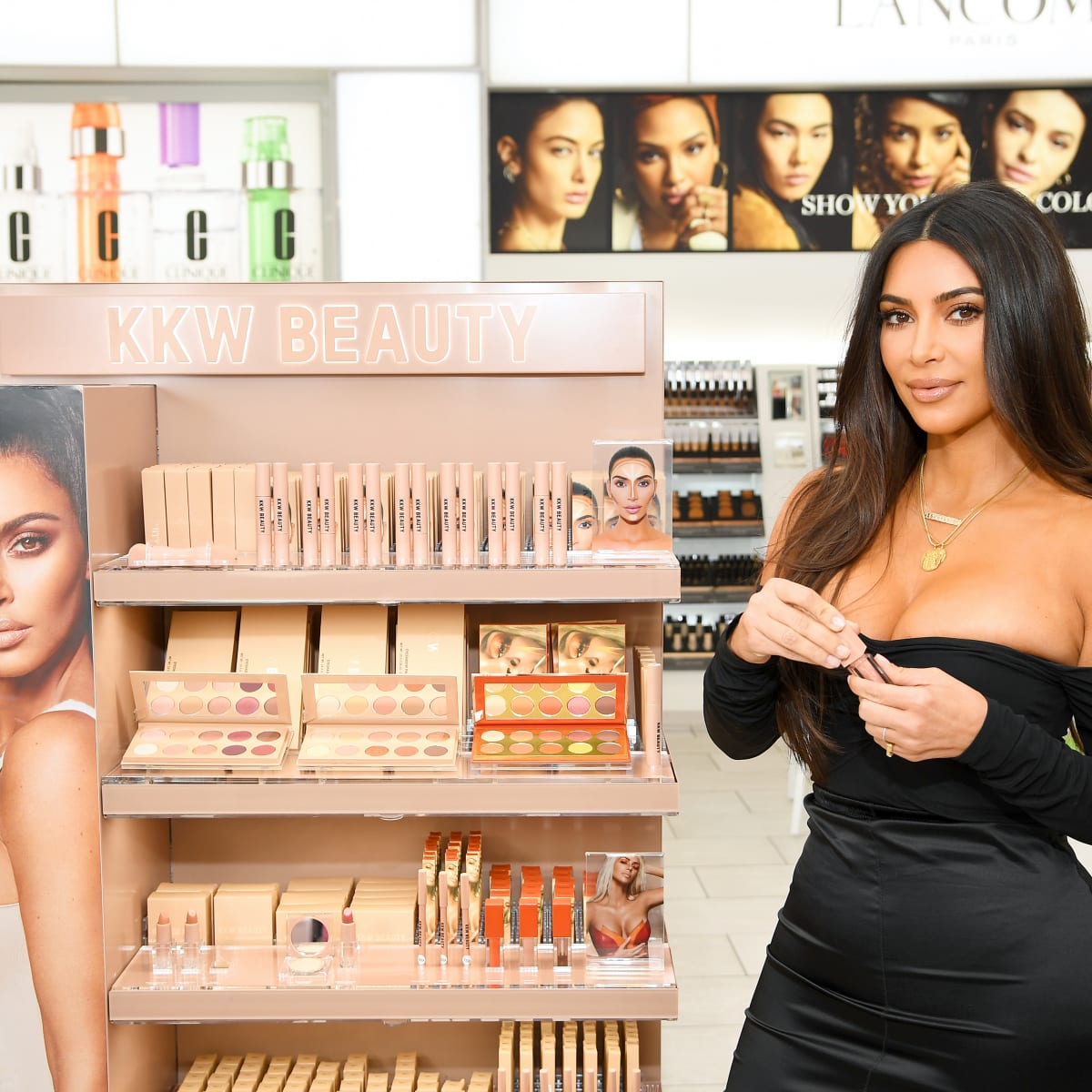 Kim cosmetics shop
