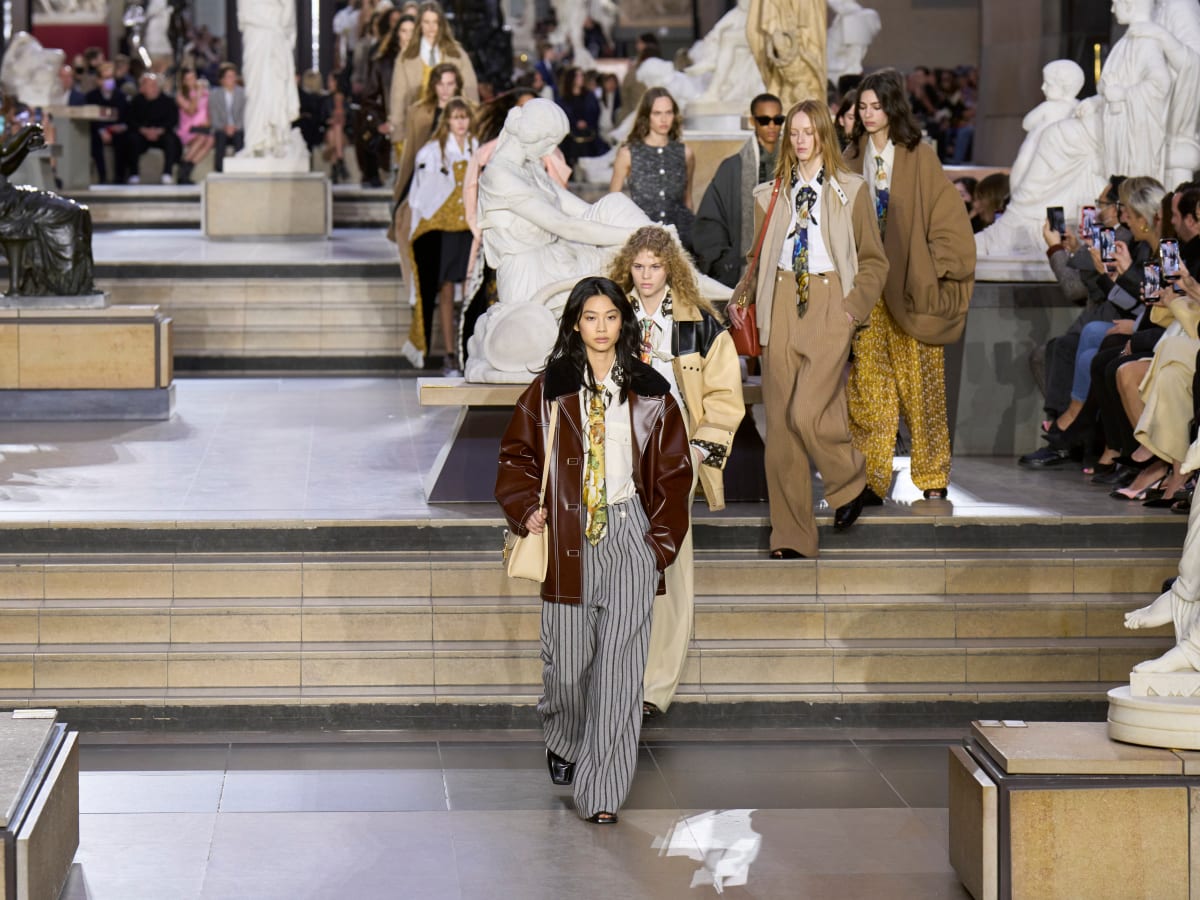 Louis Vuitton Fall 2022 Menswear Fashion Show  Vogue