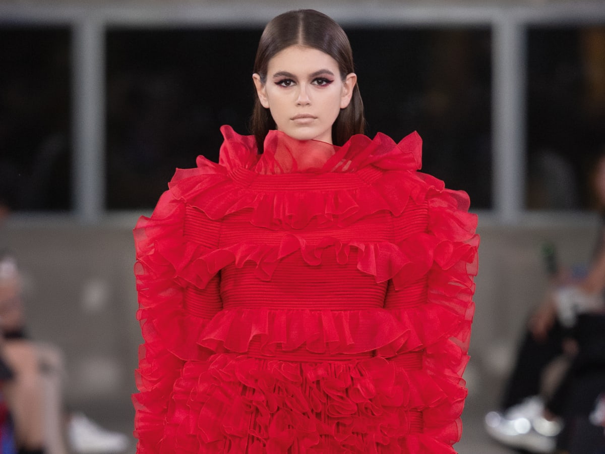 See Every Look From Valentino's Pre-Fall 2019 Collection - Fashionista