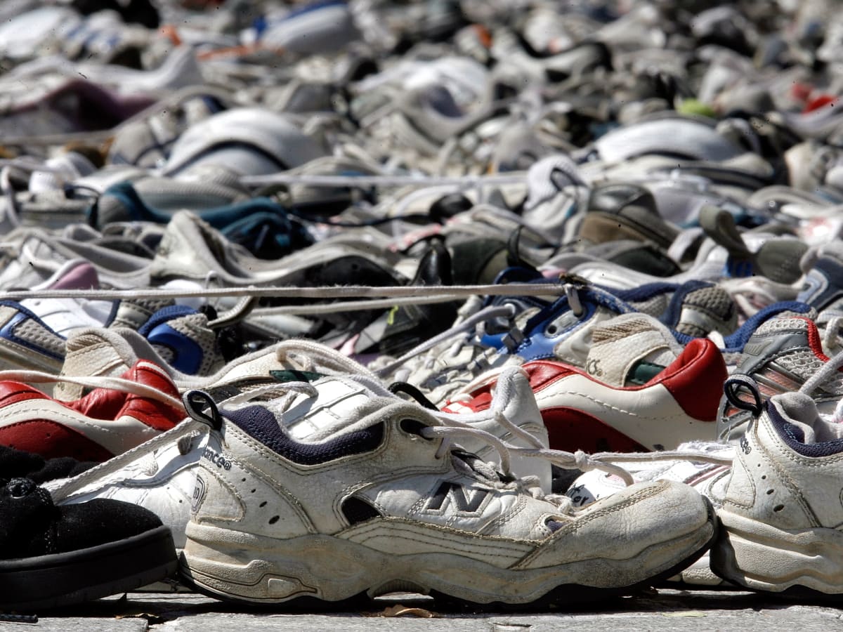 voorkant ondeugd pols Ask a Sustainability Expert: How Do I Recycle My Worn-Out Shoes? -  Fashionista