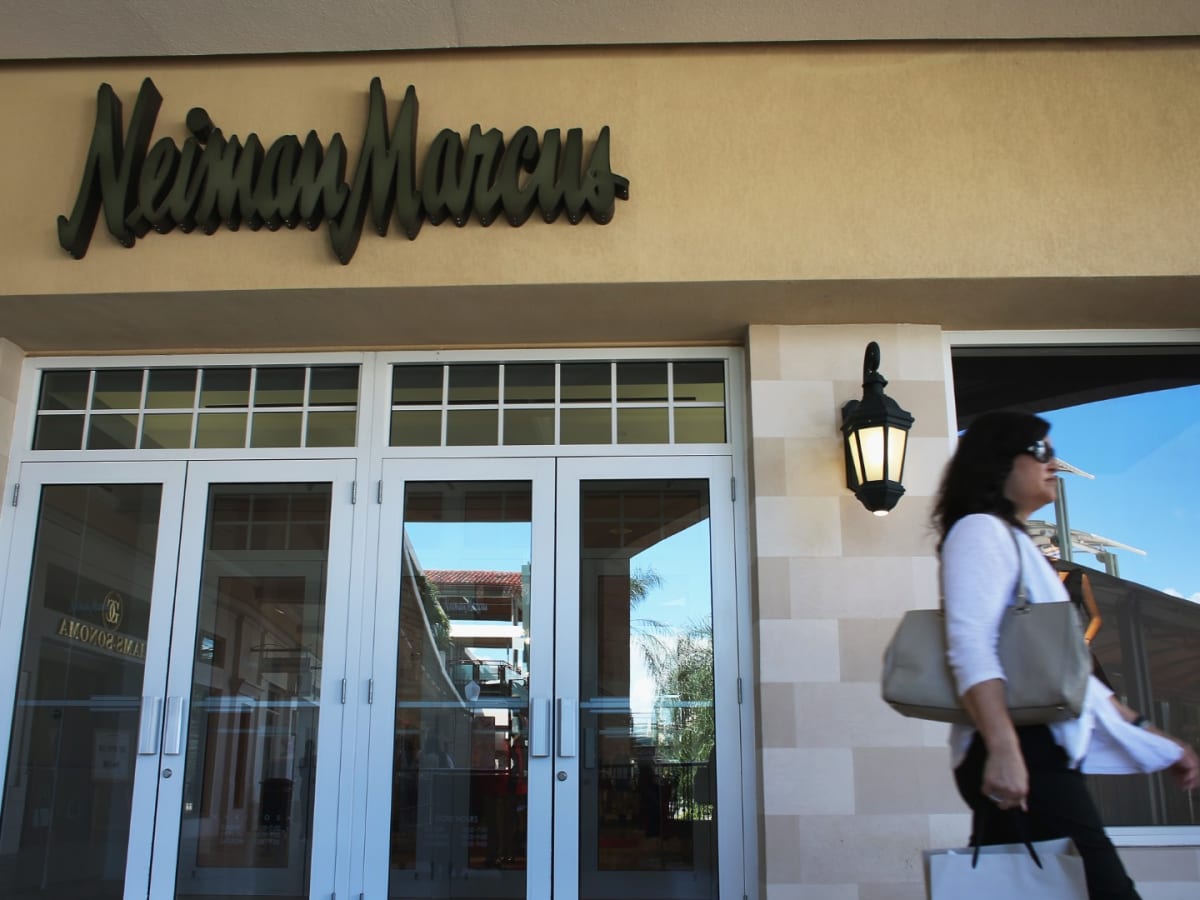 Neiman Marcus Files for Bankruptcy - The New York Times