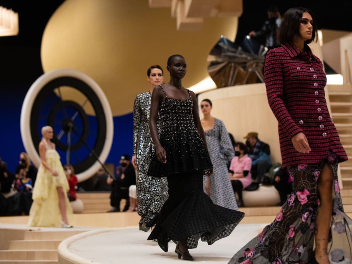 Get an Up-Close Look at CHANEL's Ballerina-Inspired Haute Couture