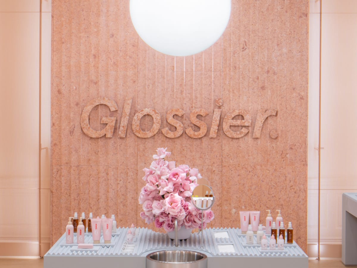 NEW Glossier Atlanta Exclusive Mini Red Beauty Makeup Bag