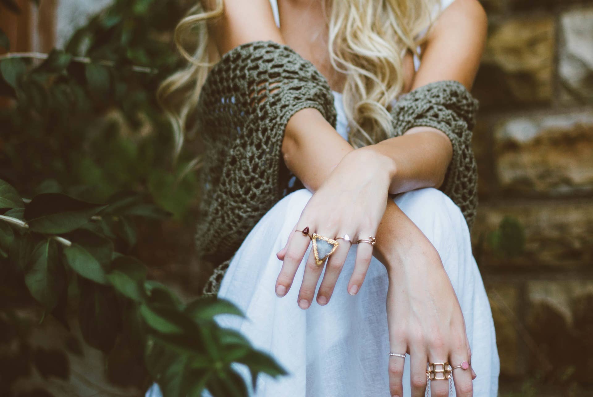 Brilliant Earth Is Hiring A PR Senior Associate (Remote, Ideally Located in  Denver, CO or NY, NY) - Fashionista