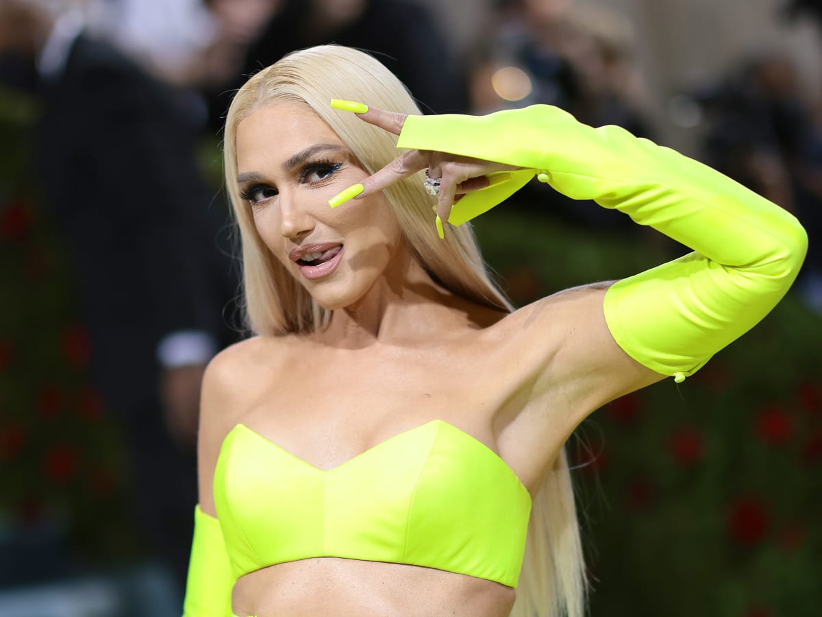 Gwen Stefani launches lingerie line :: Celebrity style news