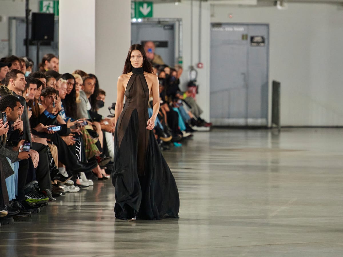 fashion shows for amateur designers
