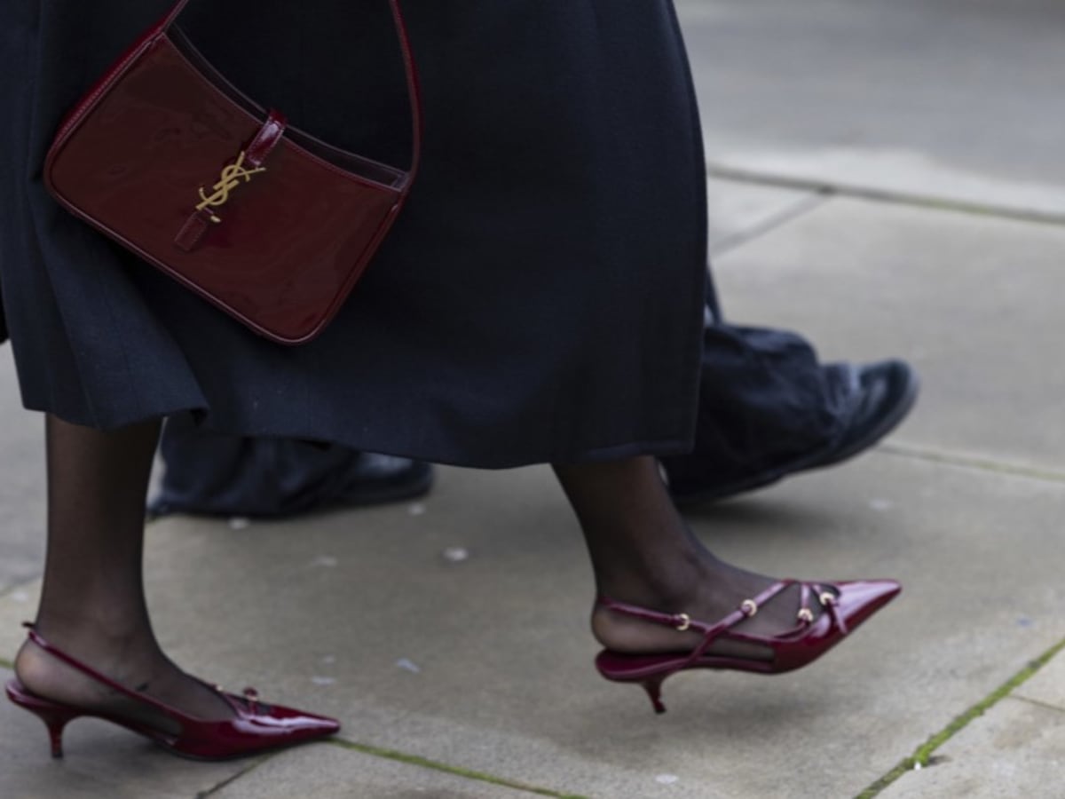 The Best Accessories We Spotted in London Fashion Week Street Style -  Fashionista