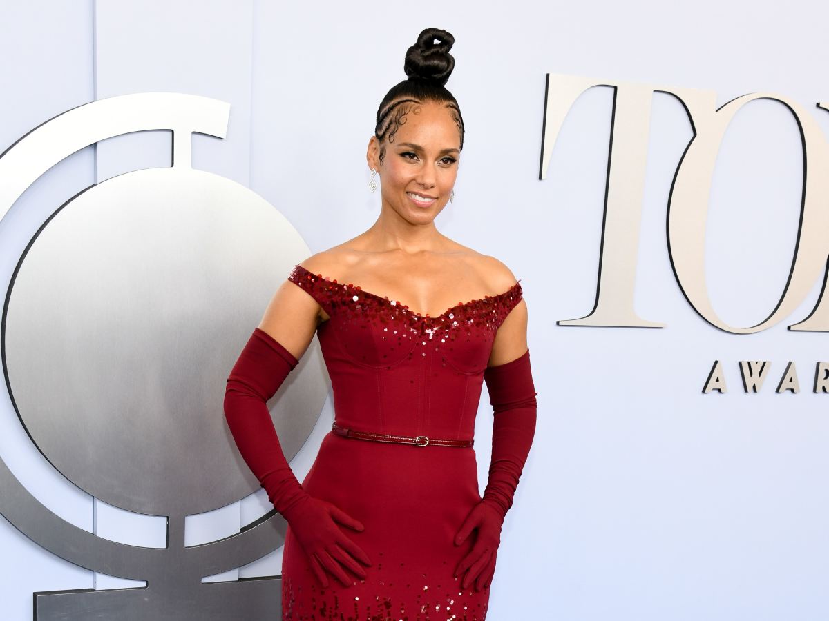 See the Best Dressed Stars at the 2024 Tony Awards - Fashionista