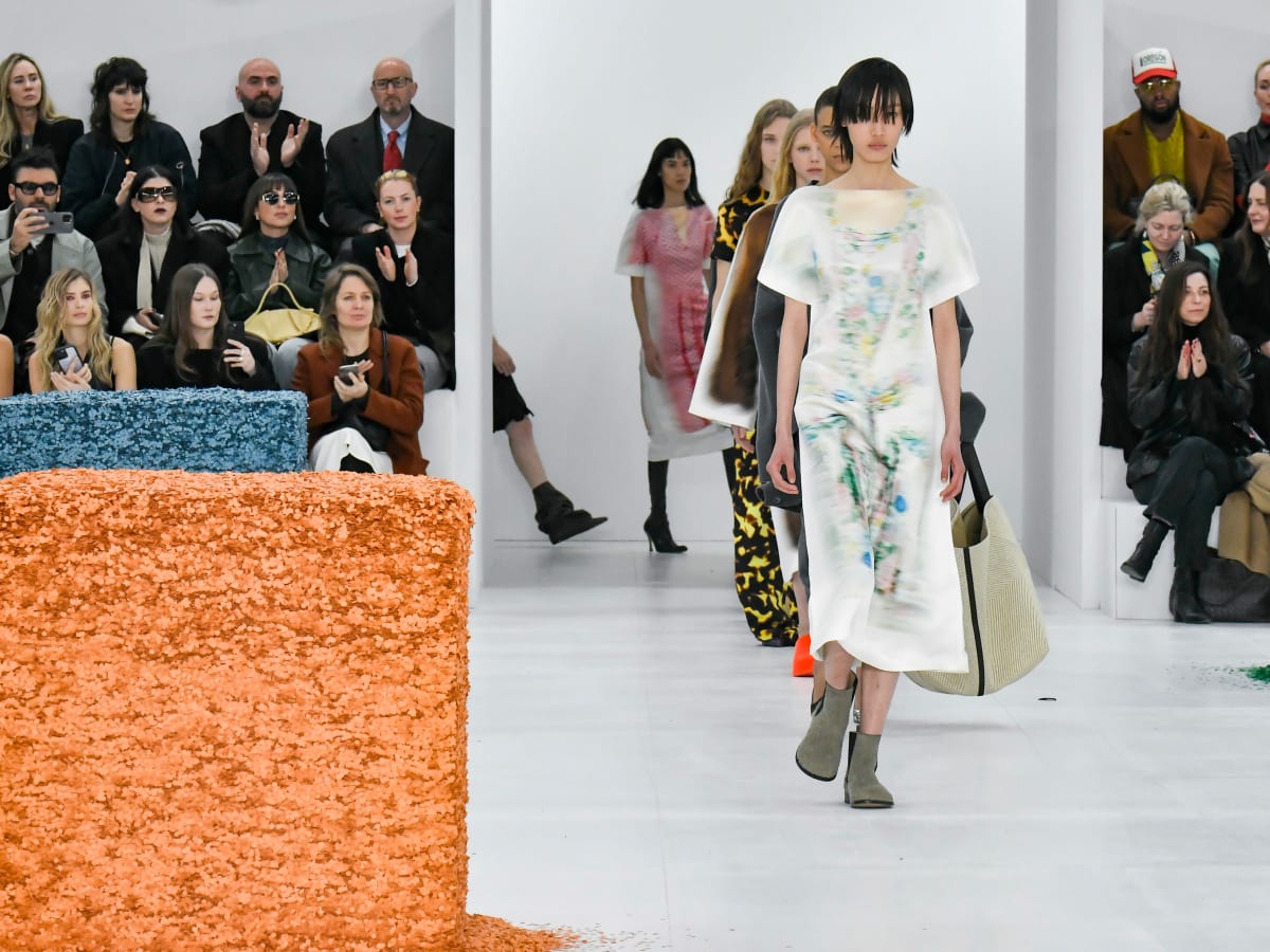 Livestream: Louis Vuitton Women's Spring/Summer 2023 Show