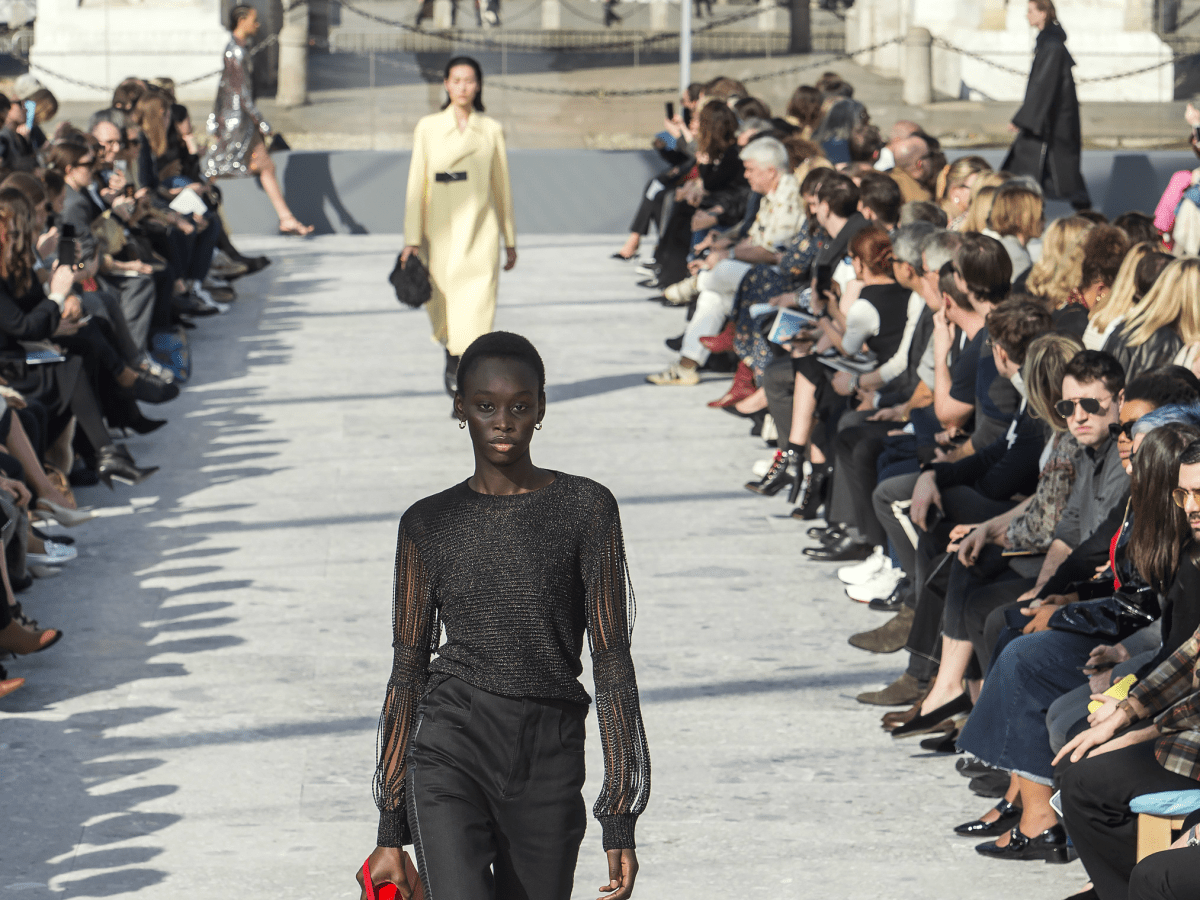 Bottega Veneta Ready To Wear Fall 2022 Milan - Fashionably Male