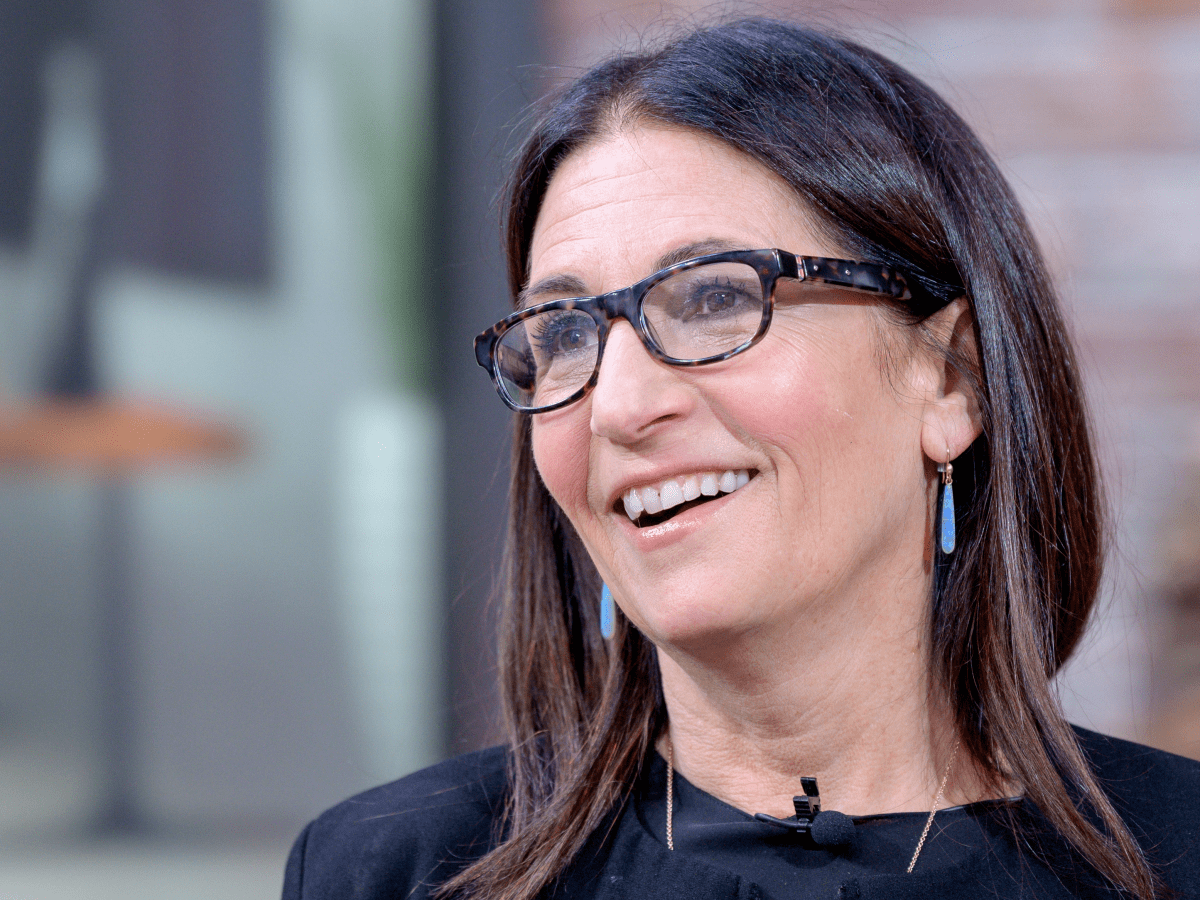 gaben hvis Forskellige Must Read: Bobbi Brown Is Launching Her Own Makeup Brand, A 'New York  Times' Report Details Diversity Issues at 'Vogue' - Fashionista
