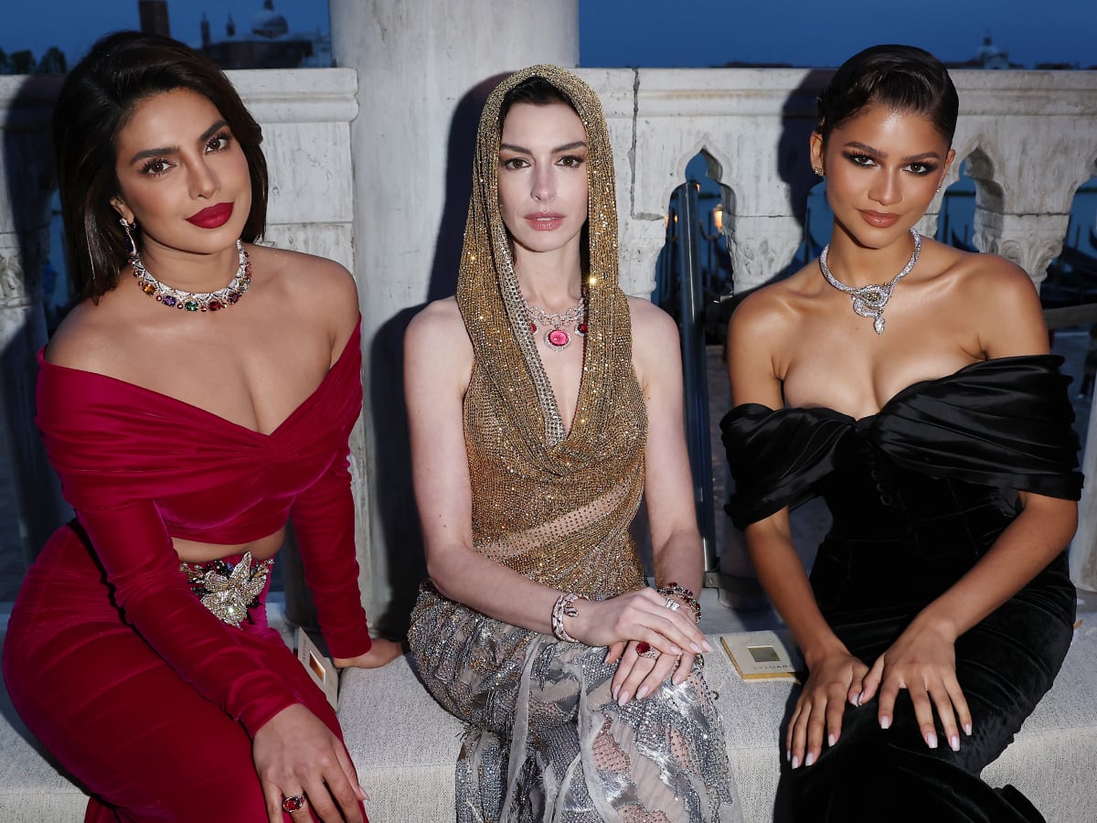 Bvlgari clothes best sale