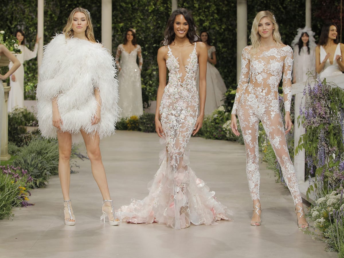 Pronovias discount spring 2019