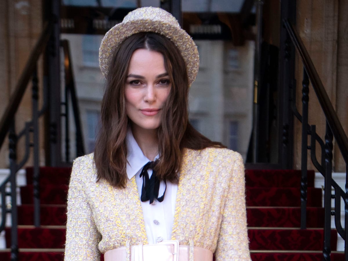 Keira Knightley Wore Chanel Haute Couture to Get Her OBE at Buckingham Palace Fashionista
