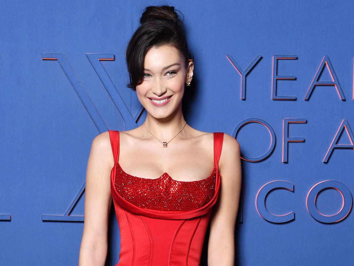 Red dress bella hadid best sale