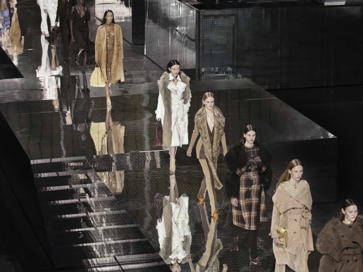 burberry-fall-2020-crop.jpg