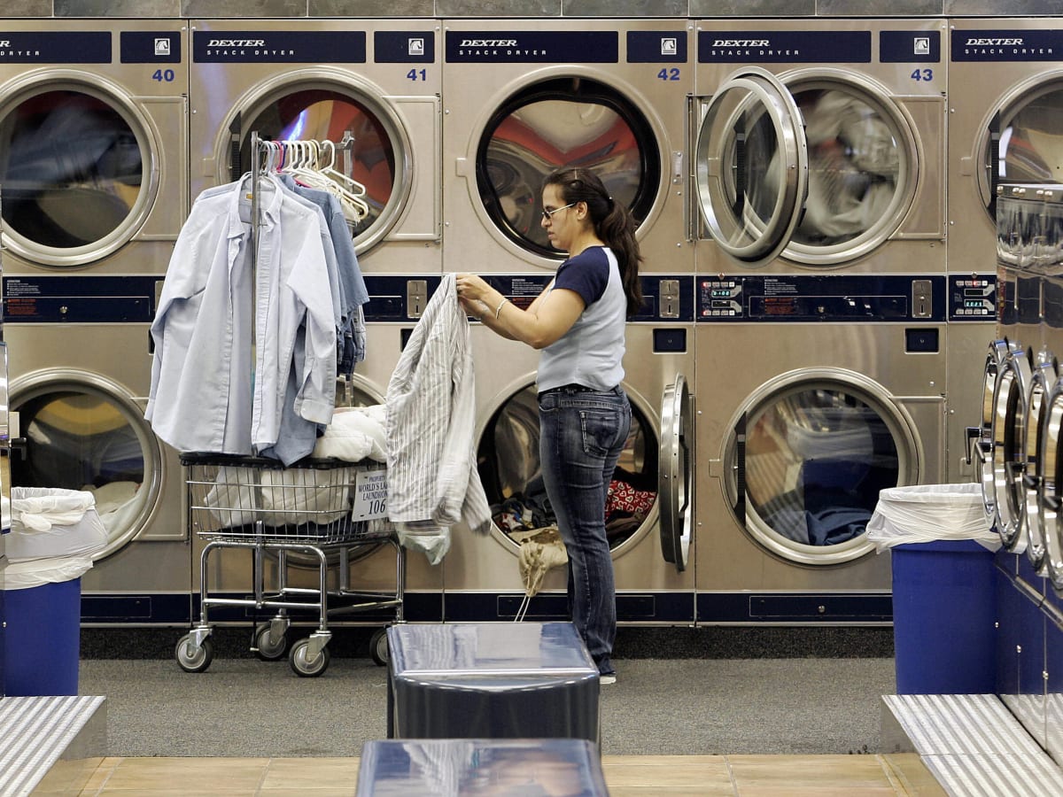 Using a Laundromat or Shared Laundry Room? Here's How to Protect