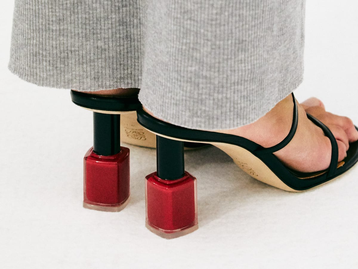 9s top inspired heels