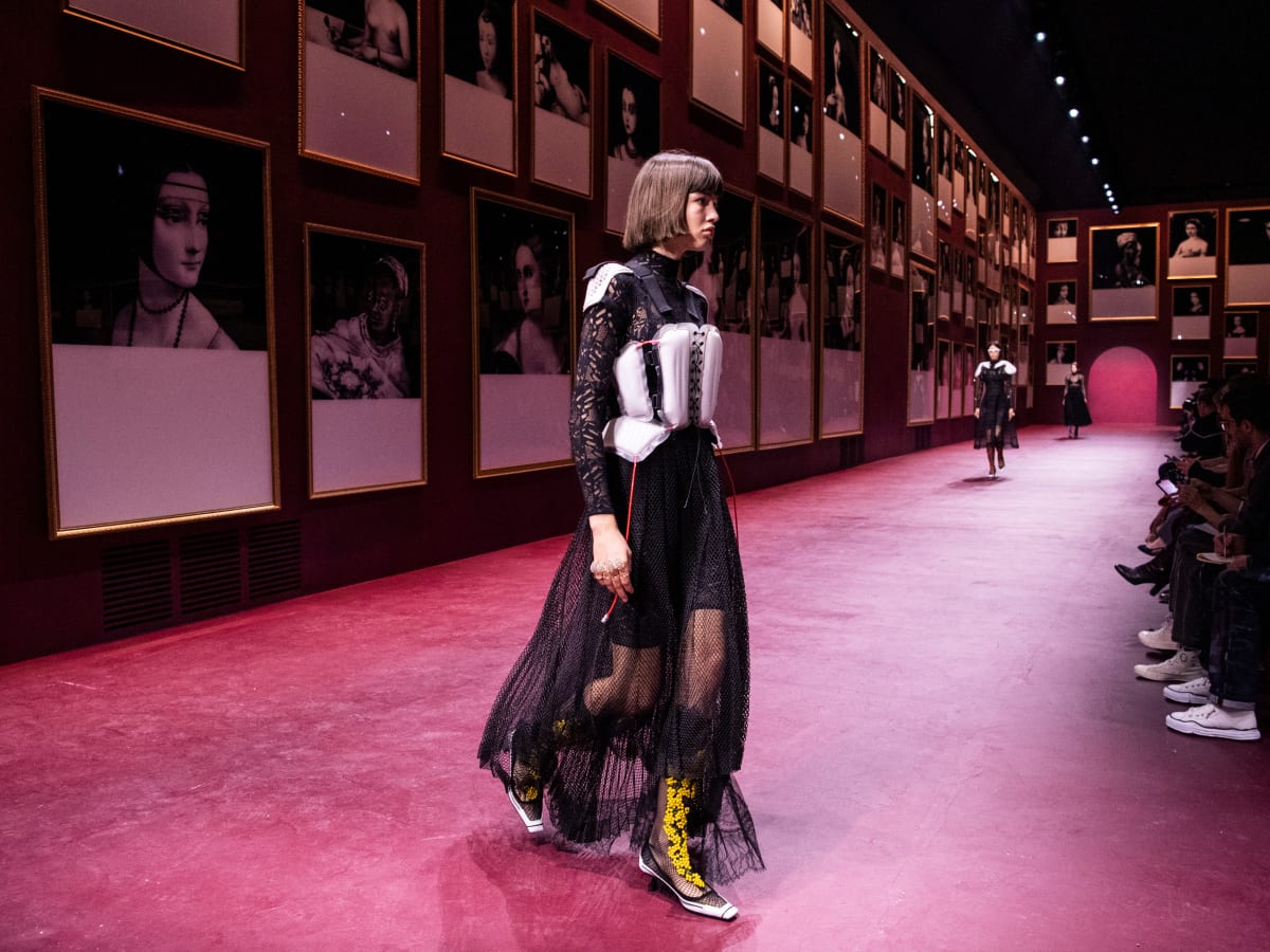 Costume christian dior deals
