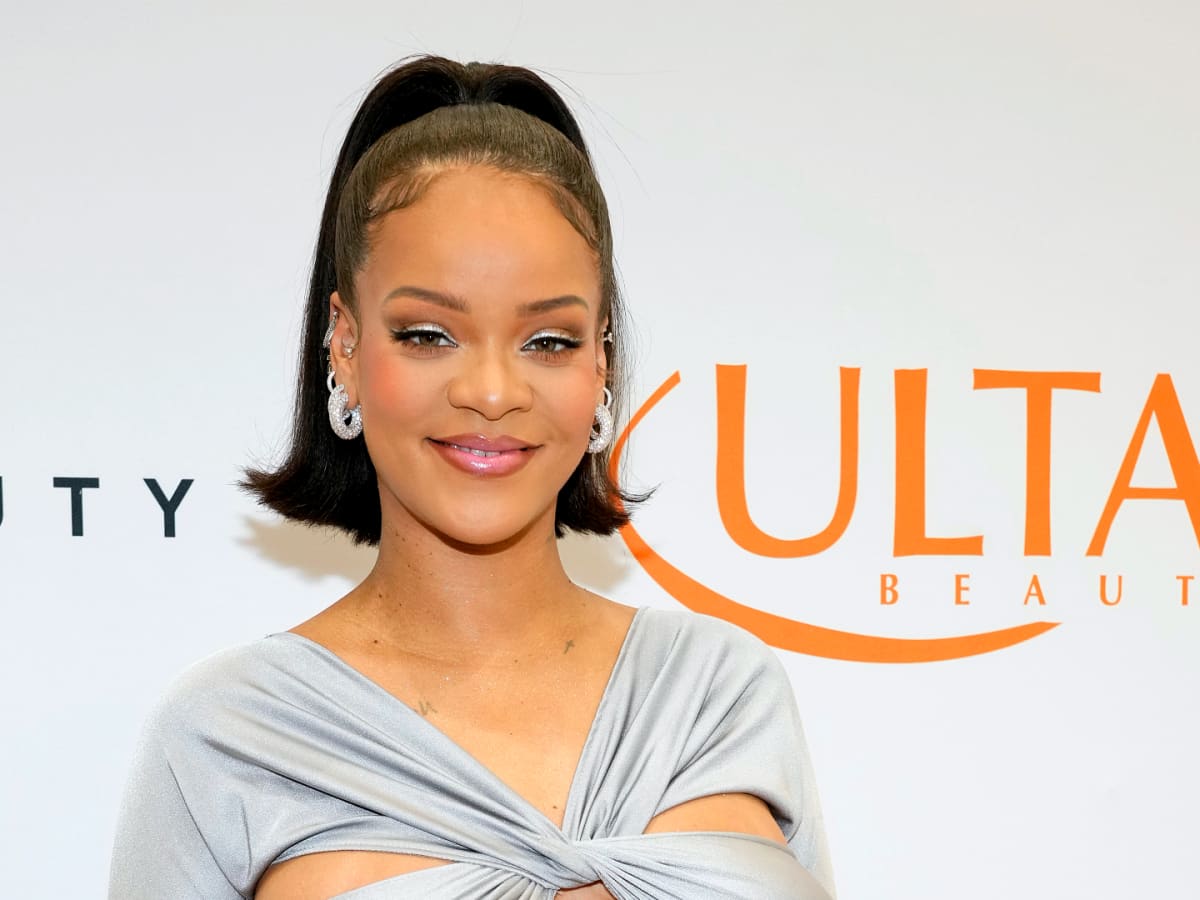Rihanna's fenty highlight deals