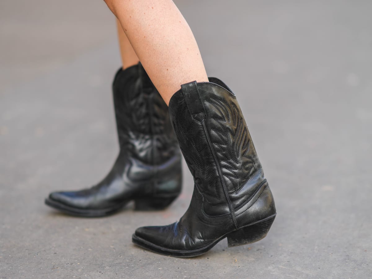 Cowboy boots online deals