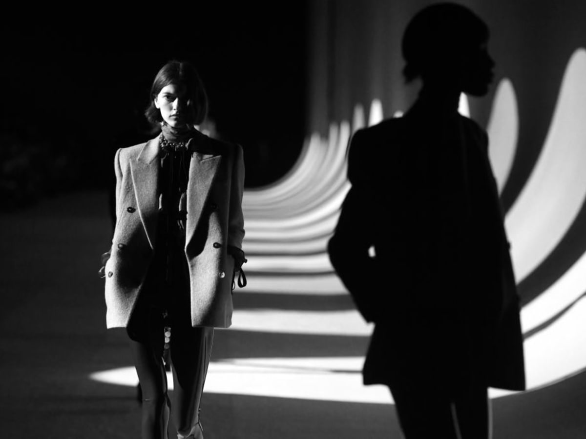 Saint clearance laurent live