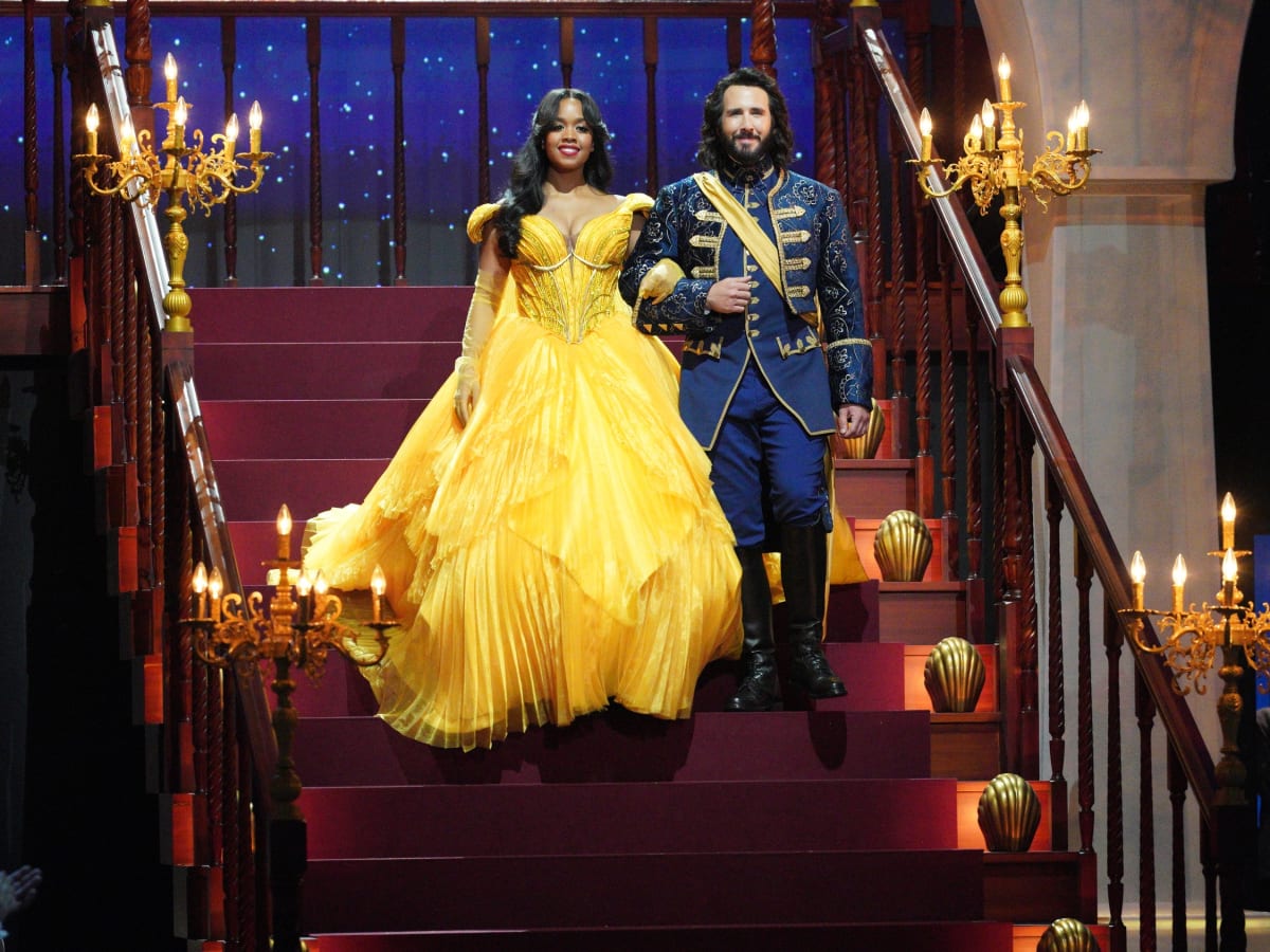 And yellow dress discount