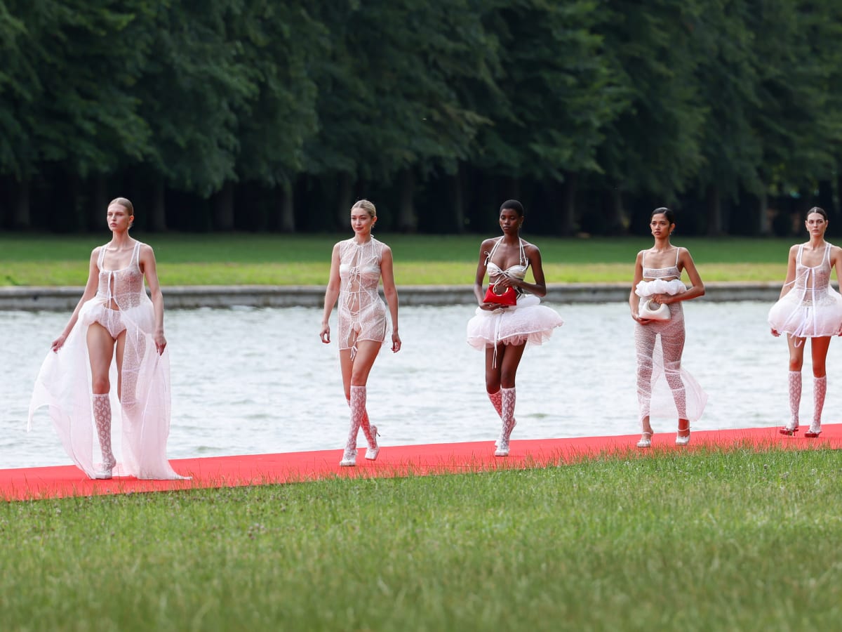 jacquemus-fall-2023-review.jpg