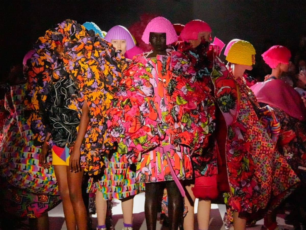 Comme des gar?ons shop muestras gratis factory