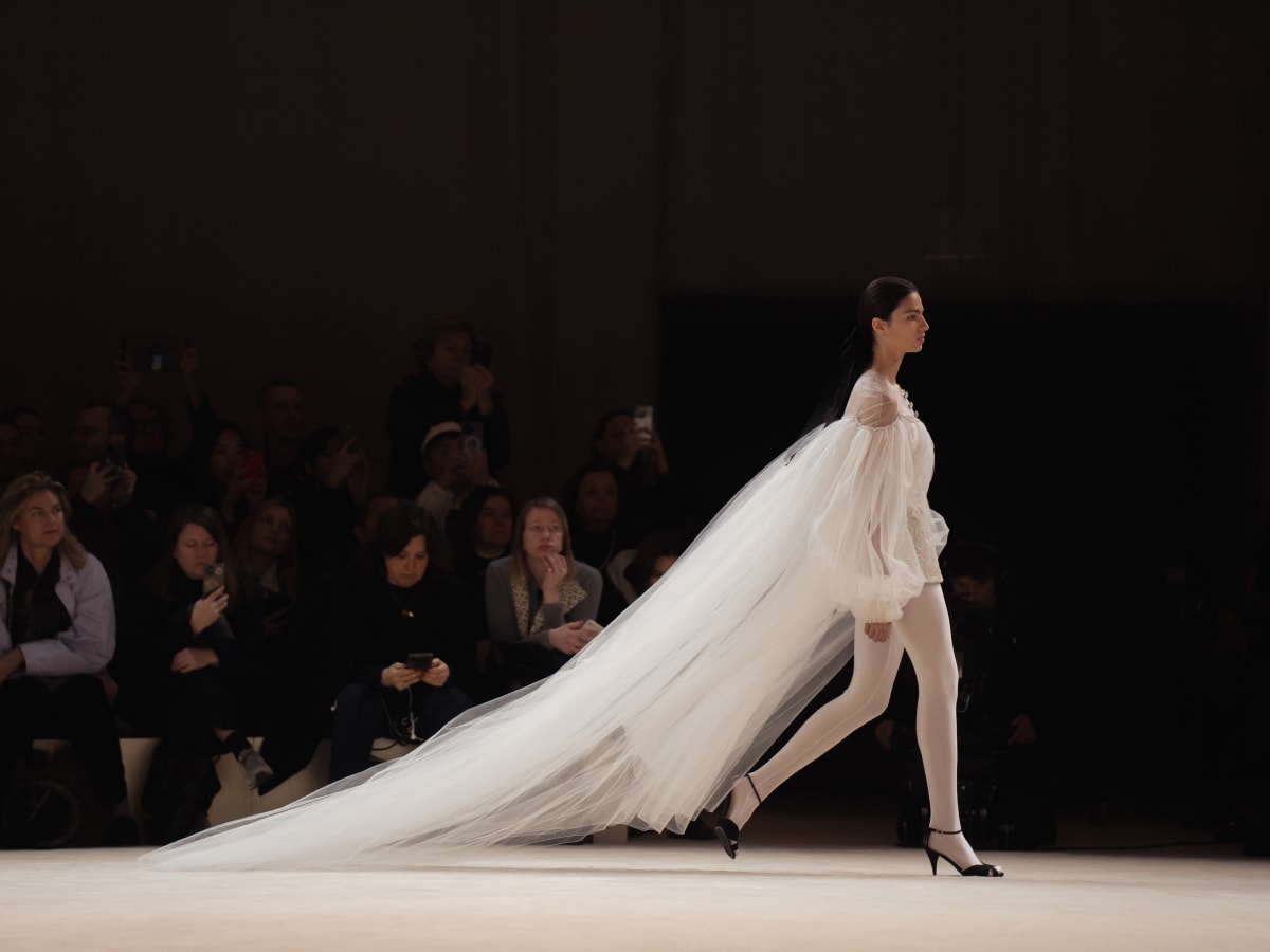 Chanel Haute Couture Celebrates Dancers in Ethereal Spring 2024
