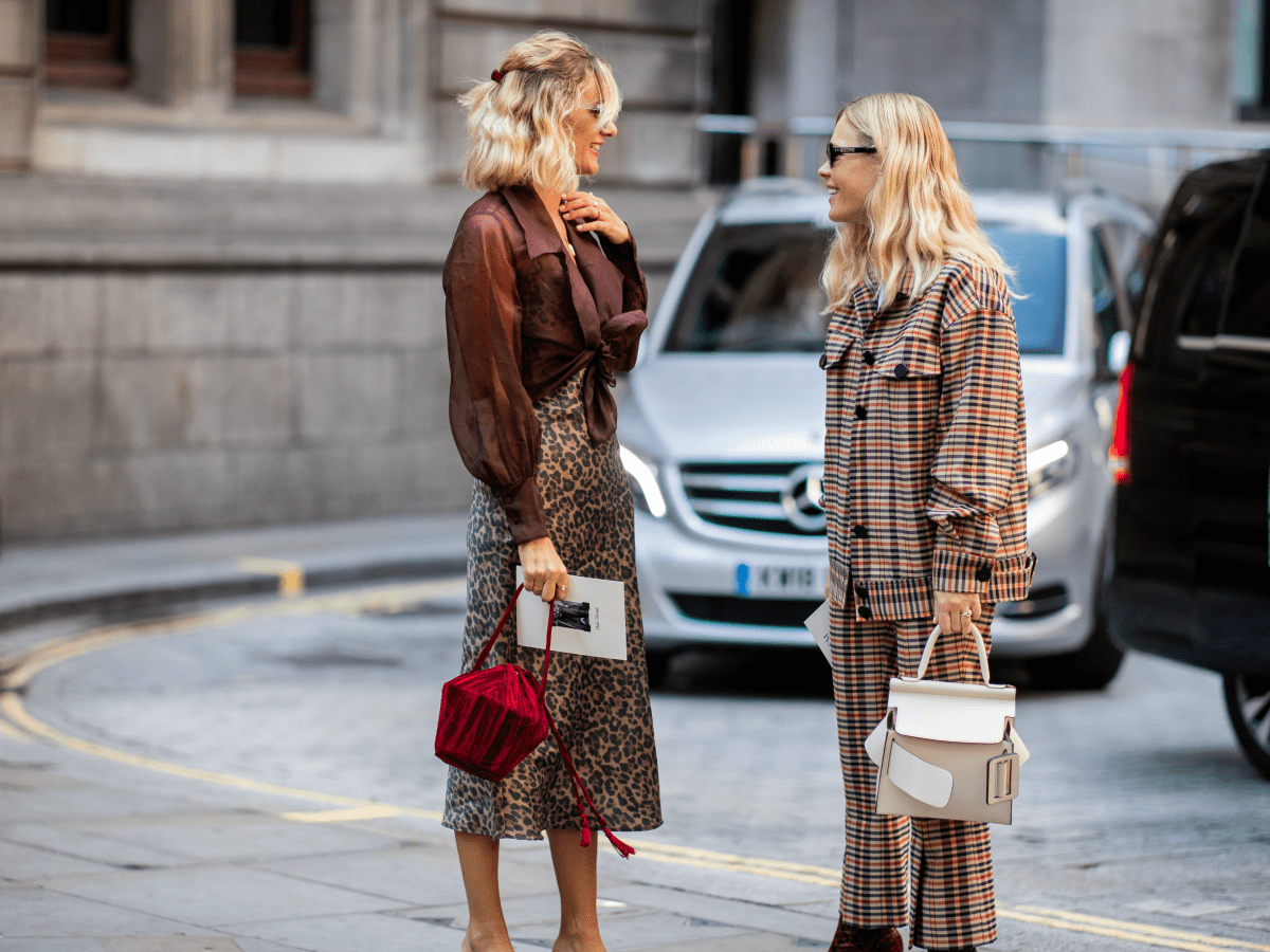 Jeanne damas outlet straw bag