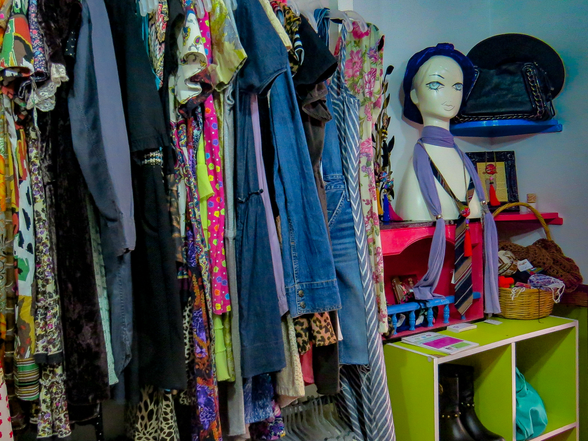 Mexican shoes discount store near me