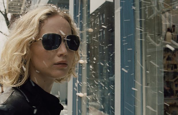 How the 'Joy' Costume Designer Turned Jennifer Lawrence's Basic