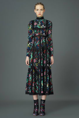 Runway Pre-Fall 2015 Valentino by Maria Grazia Chiuri & Pierpaolo