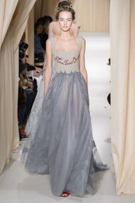 At Valentino Haute Couture, Big Shapes Meet Big Bows for Spring