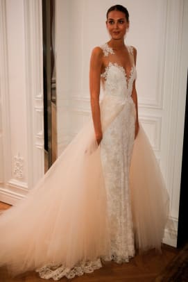monique-lhuillier-overlay-gown-bridal-spring-2016.jpg