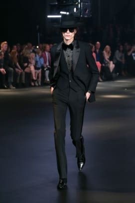 Saint Laurent's Hedi Slimane rocks the L.A. runway with retro-glam zeal -  Los Angeles Times