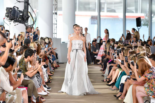 How Monique Lhuillier Turned Her Own Bridal Experience into a Global ...