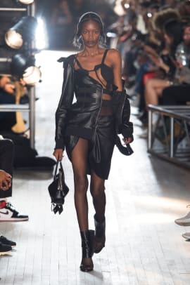 Shayne Oliver Gave Helmut Lang Its Street Cred Back For Spring 2018 -  Fashionista