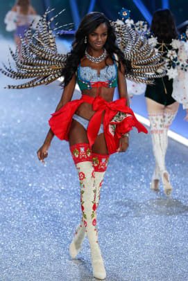 Every Look from the 2016 Victoria's Secret Fashion Show - Fashionista