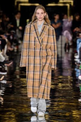 8 Breakout Trends From Paris Fashion Week - Fashionista