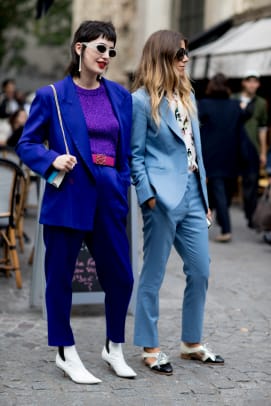 Small Crossbody Bags Were a Street Style Favorite On Day 1 of Paris Fashion  Week - Fashionista