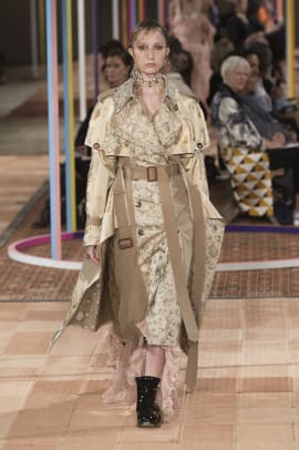 See Every Look From Alexander McQueen's Spring 2018 Collection