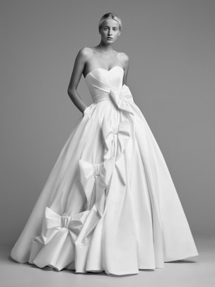 The 11 Most Beautiful Bridal Trends For Fall 2018 Fashionista
