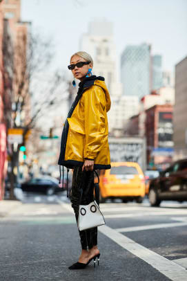 Teddy Coats Were a Street Style Hit On Day 2 of New York Fashion Week ...