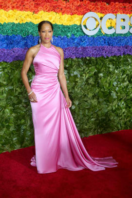 tony-awards-2019-red-carpet-23 