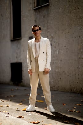 All-White Looks Were a Street Style Favorite at Paris Fashion Week Men's -  Fashionista